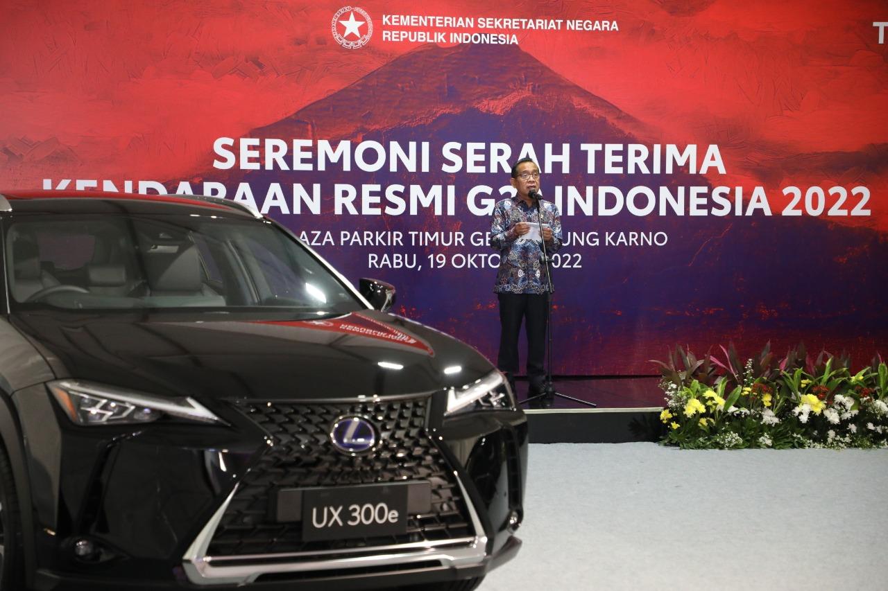 Menteri Sekretaris Negara Pratikno pada acara serah terima 143 unit mobil listrik di Jakarta, Rabu (19/10/2022)